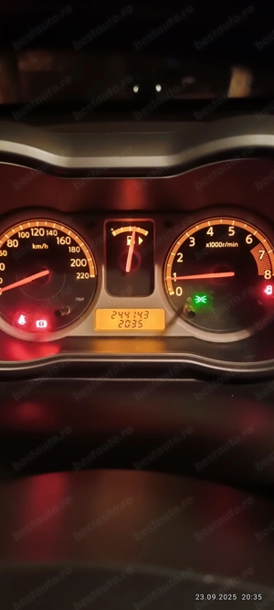 Nissan note  - imagine 6