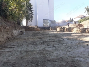 Autorizați executam demolari civile si industriale,săpături  - imagine 4