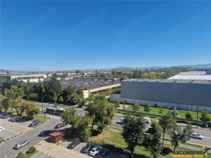 Lux Class, parcare, vedere panoramica zona Coresi, Tractorul Brasov - imagine 9