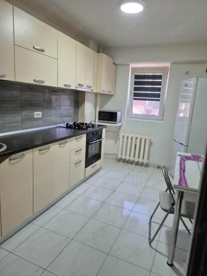 Apartament 2 camere de vanzare Aparatorii Patriei - Metrou - imagine 7