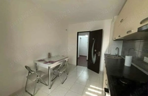 Apartament 2 camere de vanzare Aparatorii Patriei - Metrou - imagine 3