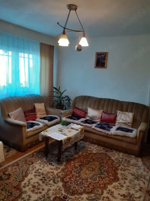 Apartament 4 camere semidecomandat, zona Gojdu