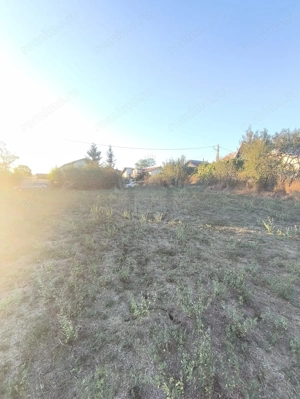 TEREN INTRAVILAN  PLOPU//3000 MP - imagine 2