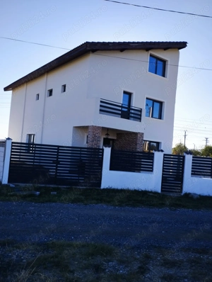 Casă de vânzare P+1+M - imagine 2