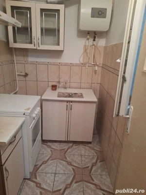 Garsonieră de vânzare - cartierul Plevna (Dorohoi-Botoșani) - imagine 3