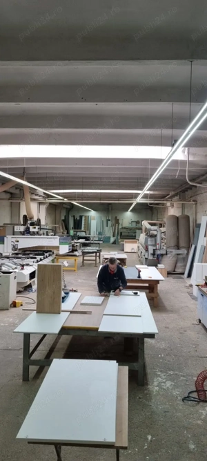 Firma producatoare mobilier la comanda angajeaza personal pentru productie mobilier