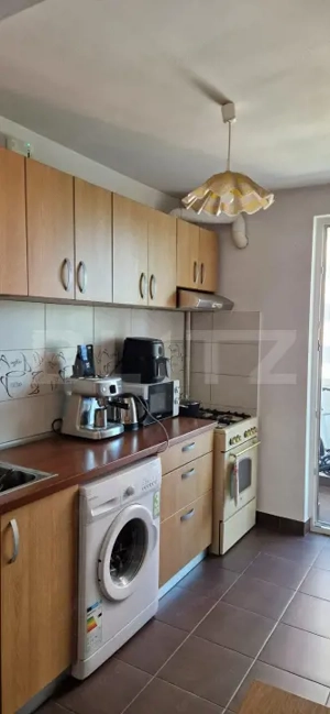 Apartament de 3 camere, 57 mp, zona Stefan cel Mare - imagine 3 Apartament de 3 camere, 57 mp, zona Stefan cel Mare - imagine 3