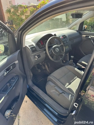 Volkswagen Touran  - imagine 2