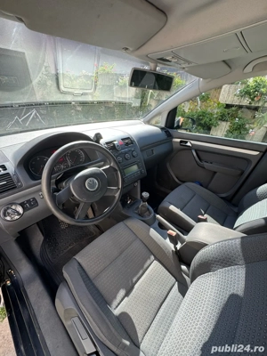 Volkswagen Touran  - imagine 5