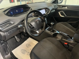 Peugeot 308 Facelift Style, Cockpit digital - 2021 -  Benzina - 110 hp - 84.000 km - Proprietar - imagine 5