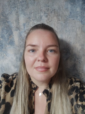 Bonă blândă -menajera 