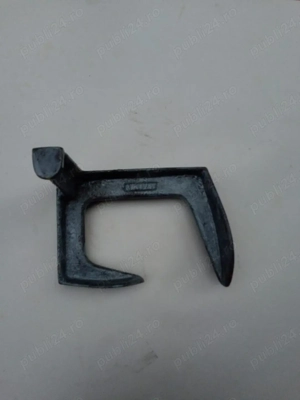 Cal metalic retro pentru cizmarie