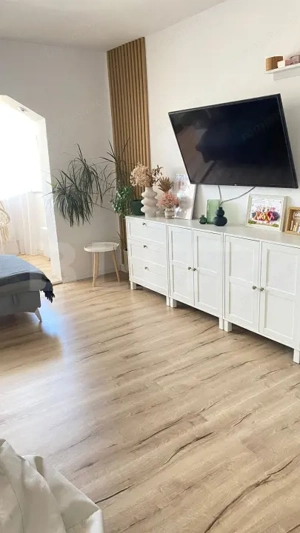 Apartament cu 3 camere, 71 mp, renovat complet, zona Tractorul - imagine 4