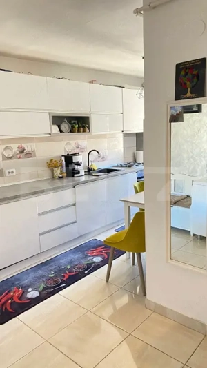 Apartament cu 3 camere, 71 mp, renovat complet, zona Tractorul - imagine 8