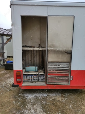 Food Truck Peugeot - imagine 4