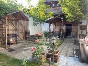Proprietate cu 2 corpuri de clădire – ideală pentru pensiune sau locuință - imagine 12