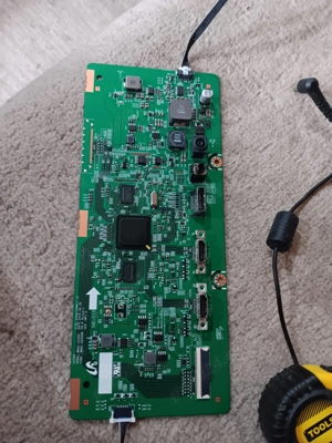 placa de baza bn41-02352 de pe monitor Samsung u28e590d