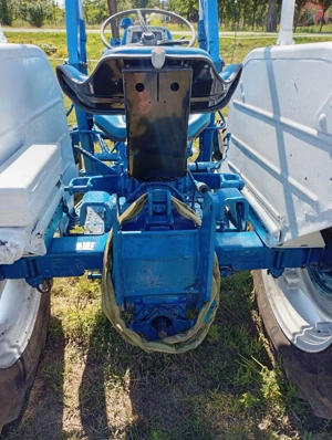 Ford 3000  - imagine 9