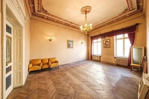 Vila istorica de patrimoniu - 160 mp/teren 262 mp - imagine 5