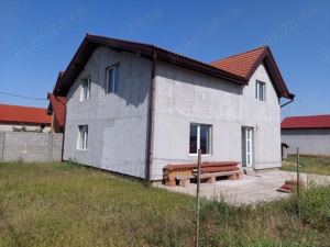 Casă de vânzare, Judeţul Arad comuna Frumuşeni
