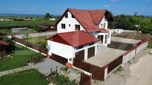 Vila intr o zona rezidentiala,15km de Brasov