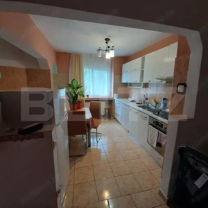 Apartament de vanzare, cu 3 camere, 70 mp, zona M16 - imagine 2