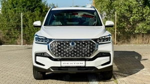 KGM Rexton G4 Y470 MY25 Premium 2.2E-XDI 202HP 4WD A8 - Ext. Alb perlat  Int. Negru, 7 locuri