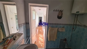 Central -Casa si teren in  municipiul Calarasi--Grivita - imagine 4