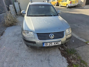 Volkswagen Passat  - imagine 5