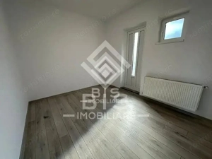 Spatiu Comercial de vanzare - Zona centrala - imagine 4