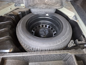 Renault Megane II Sedan 1.5 dCi Confort Privilege compresor AC nou - imagine 6 Renault Megane II Sedan 1.5 dCi Confort Privilege compresor AC nou - imagine 6