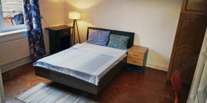 Inchiriez Camera Coleg locuinta la Casa decomandata curte 23mp  Marasti