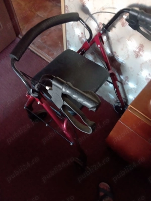 Cadru de mers cu rotile   rolator 