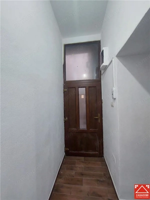 Apartament cu curte privata, zona Bou Rosu, pentru locuit sau afacere - imagine 9