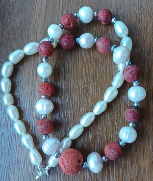 Vând colier unicat, coral roșu brut, perle de cultură si argint, 44 cm lungime. - imagine 3