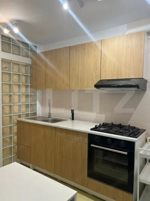 Apartament 3 camere decomandate, cu suprafata de 70 mp, zona Zorilor