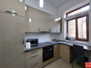 Apartament ultracentral cu posibilitate de mansardare - imagine 7