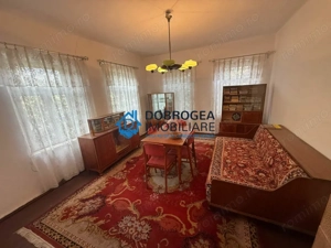 Zona centrala - Casa batraneasca, teren 690 mp - imagine 2