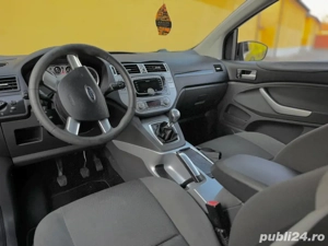 Ford Kuga 2.0tdci Titanium 4x2 an 2011,248000km,acte valabile!!! - imagine 2 Ford Kuga 2.0tdci Titanium 4x2 an 2011,248000km,acte valabile!!! - imagine 2