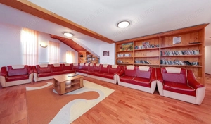 Proximitate fata de Castelul Bran - imagine 14