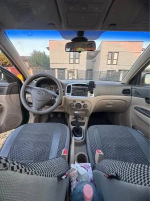 Vand HYUNDAI ACCENT an fabricație 2007 - imagine 3