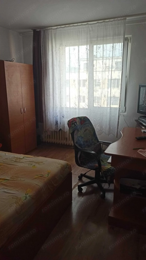 De vanzare apartament de 3 camere Titan,  5 min metrou Grigorescu - imagine 2