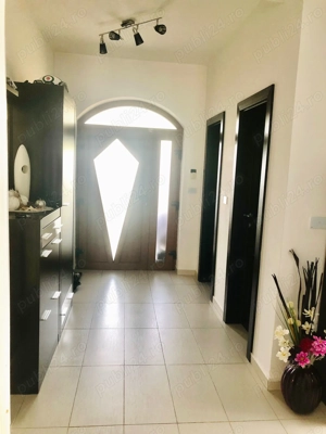 COMision0%.Casa Individuala.770 teren.Gradina Amenajata inclusiv plante decorative.Mobilata+Utilata  - imagine 3