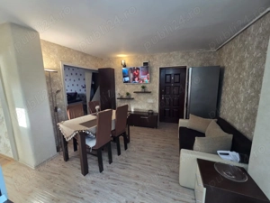 Apartament decomandat - imagine 3