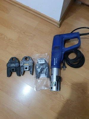 Sertizare țeavă multi strat 