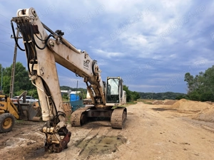 Excavator Liebherr 934 - imagine 5