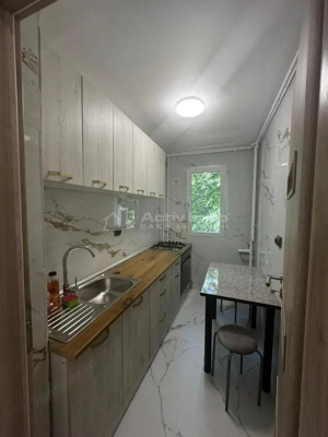 2 cam drumul taberei 6 min metrou valea ialomitei