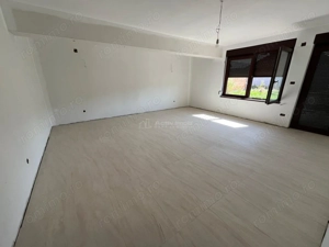 Caransebes, Casa 7 Camere + Teren 600 Mp., Zona Pipirig - imagine 2