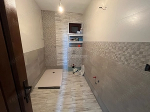 Caransebes, Casa 7 Camere + Teren 600 Mp., Zona Pipirig - imagine 13