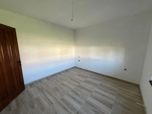 Caransebes, Casa 7 Camere + Teren 600 Mp., Zona Pipirig - imagine 8